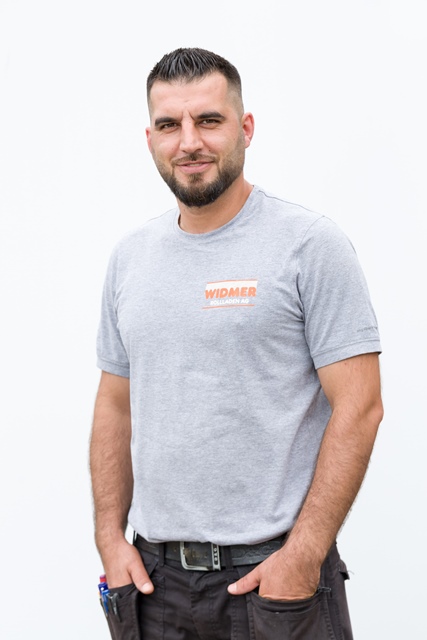 widmer-rollladen-demiri-sadri Sadri Demiri, Servicemonteur bei Widmer Rollladen AG